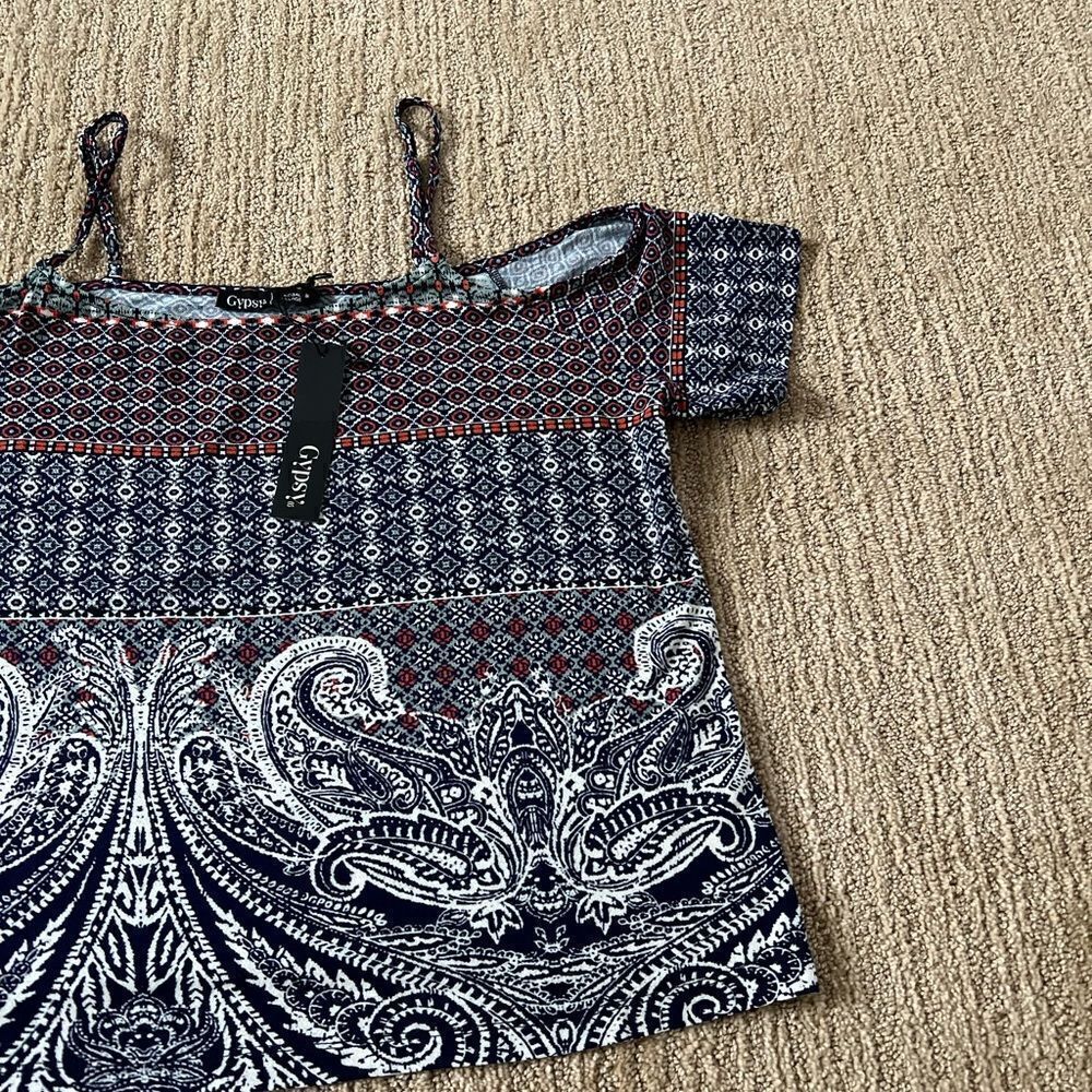 Gypsy Patterned Off the Shoulder Tshirt - Picture 3 of 6